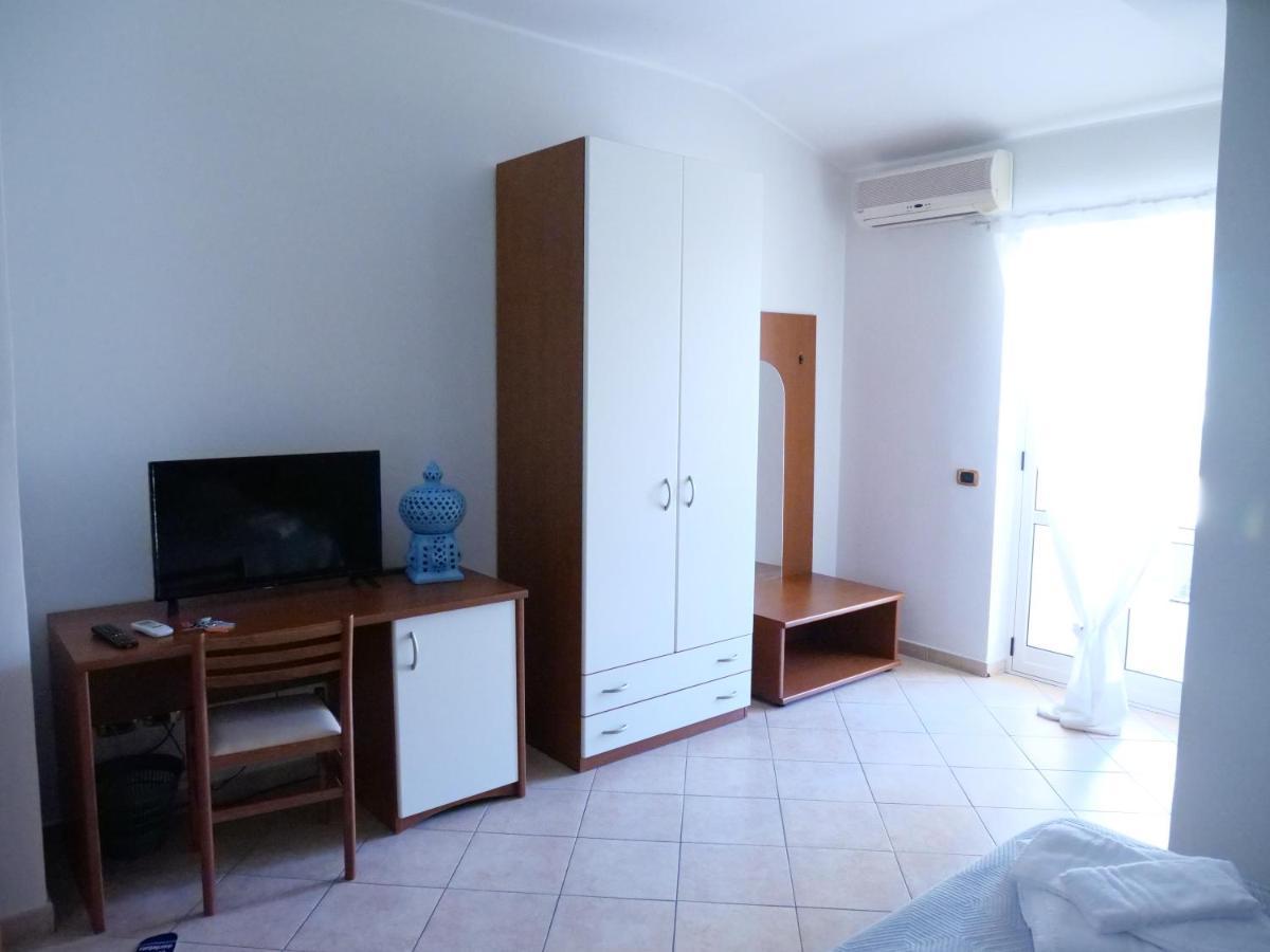 Grand Hostel Calabria Pietrapaola Buitenkant foto
