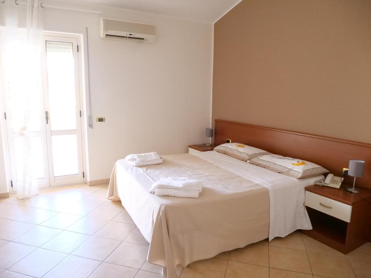 Grand Hostel Calabria Pietrapaola Buitenkant foto