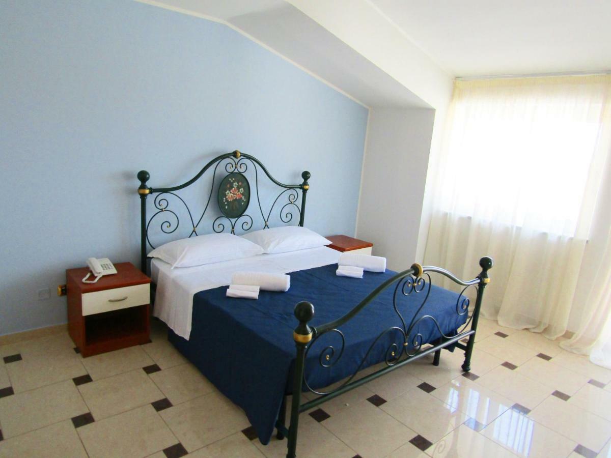 Grand Hostel Calabria Pietrapaola Buitenkant foto